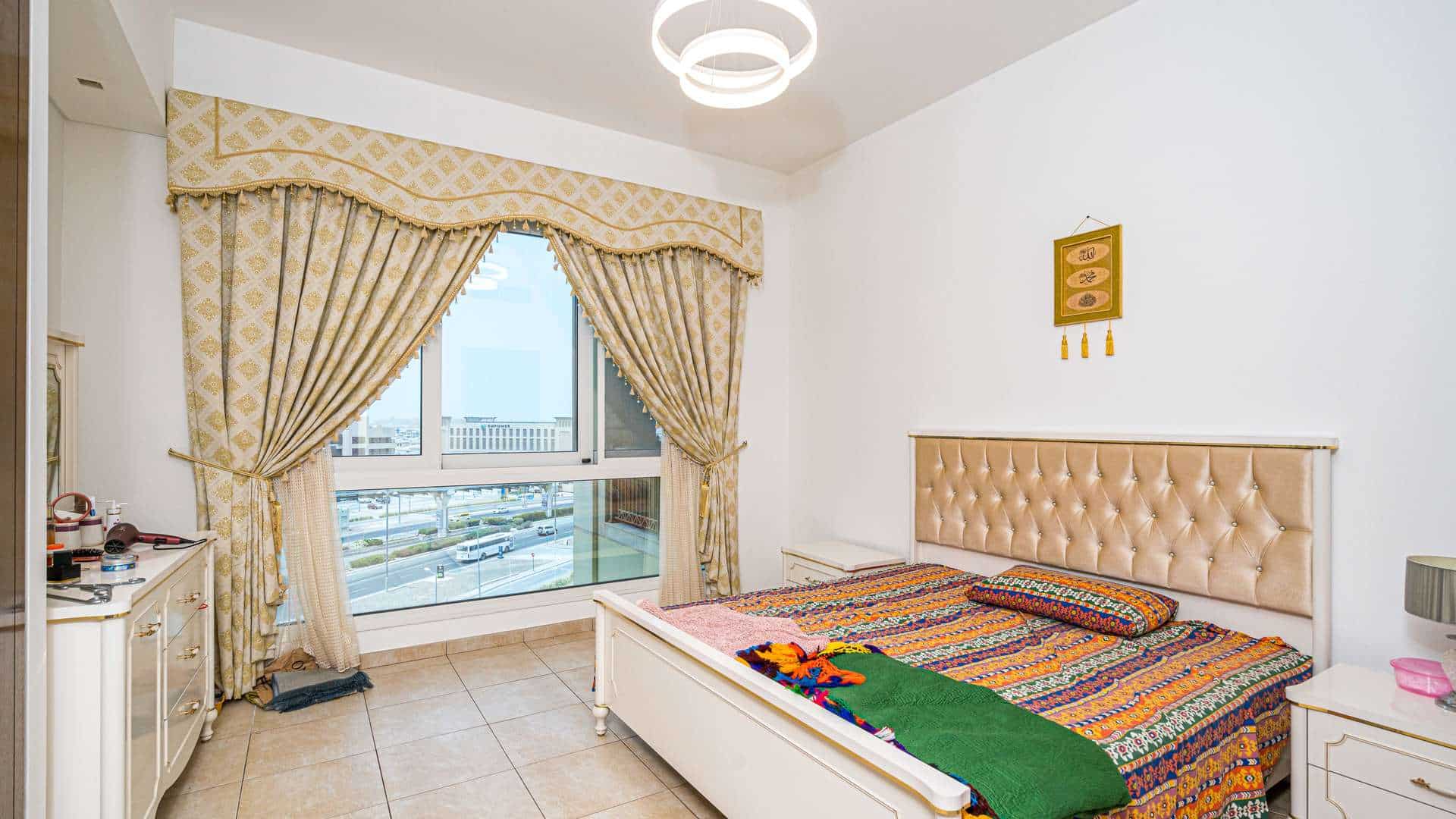 Marina Residences in Palm Jumeirah. Premium apartments for Sale in Dubai