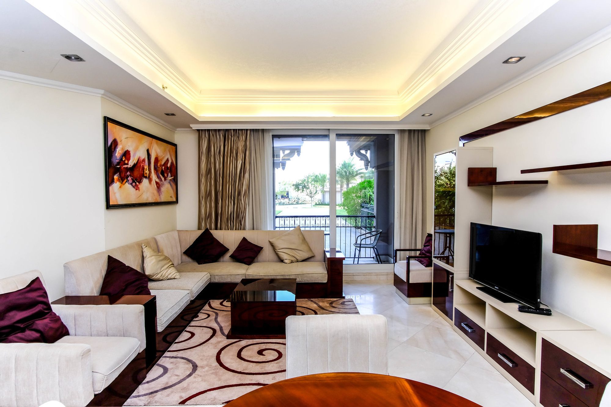 Grandeur Residences by ETA Star in Palm Jumeirah, Dubai.