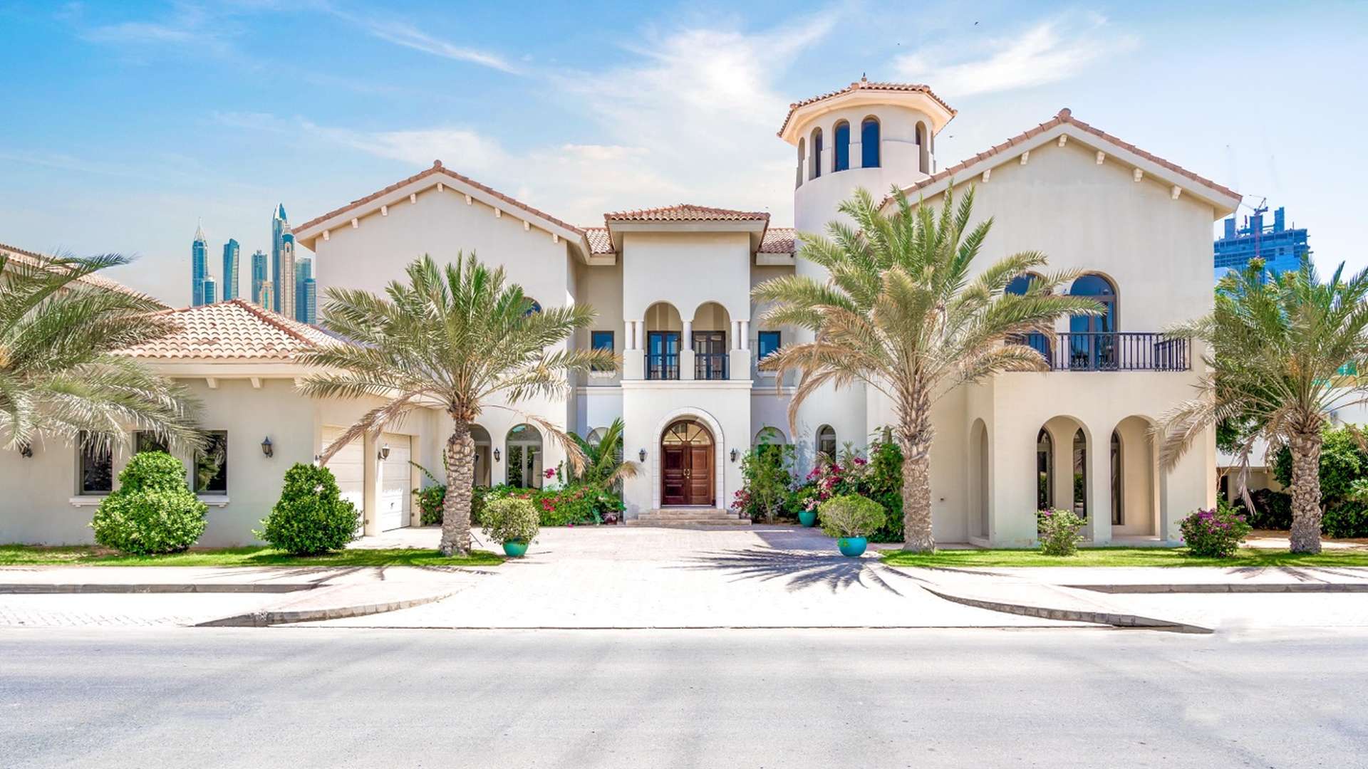 Palm Frond Villas by Nakheel in Palm Jumeirah. Premium villas for Sale in Dubai
