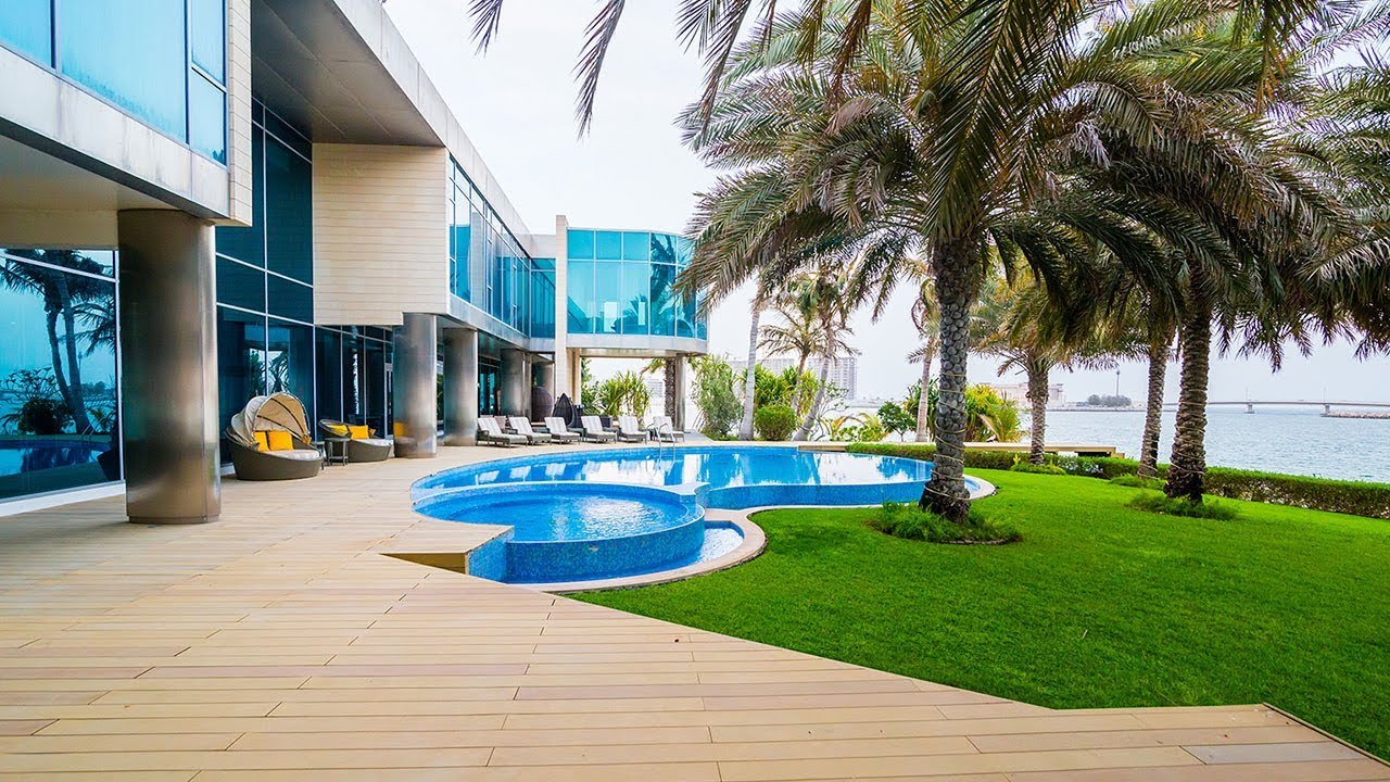 Signature Villas by Nakheel in Palm Jumeirah, Dubai.