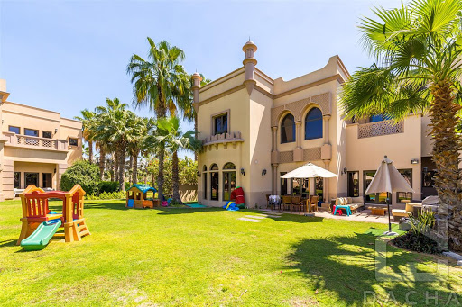 Canal Cove Villas by Nakheel in Palm Jumeirah, Dubai.